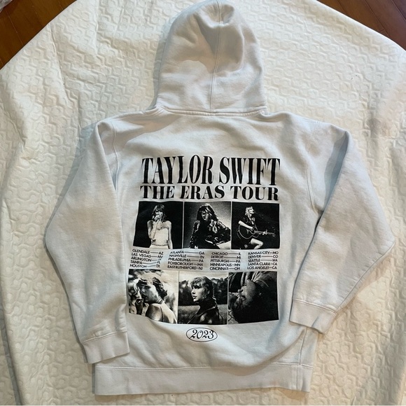 Taylor Swift 2023 Eras Tour Hoodie White Fearless Red Speak Now Concert EUC - Picture 4 of 9